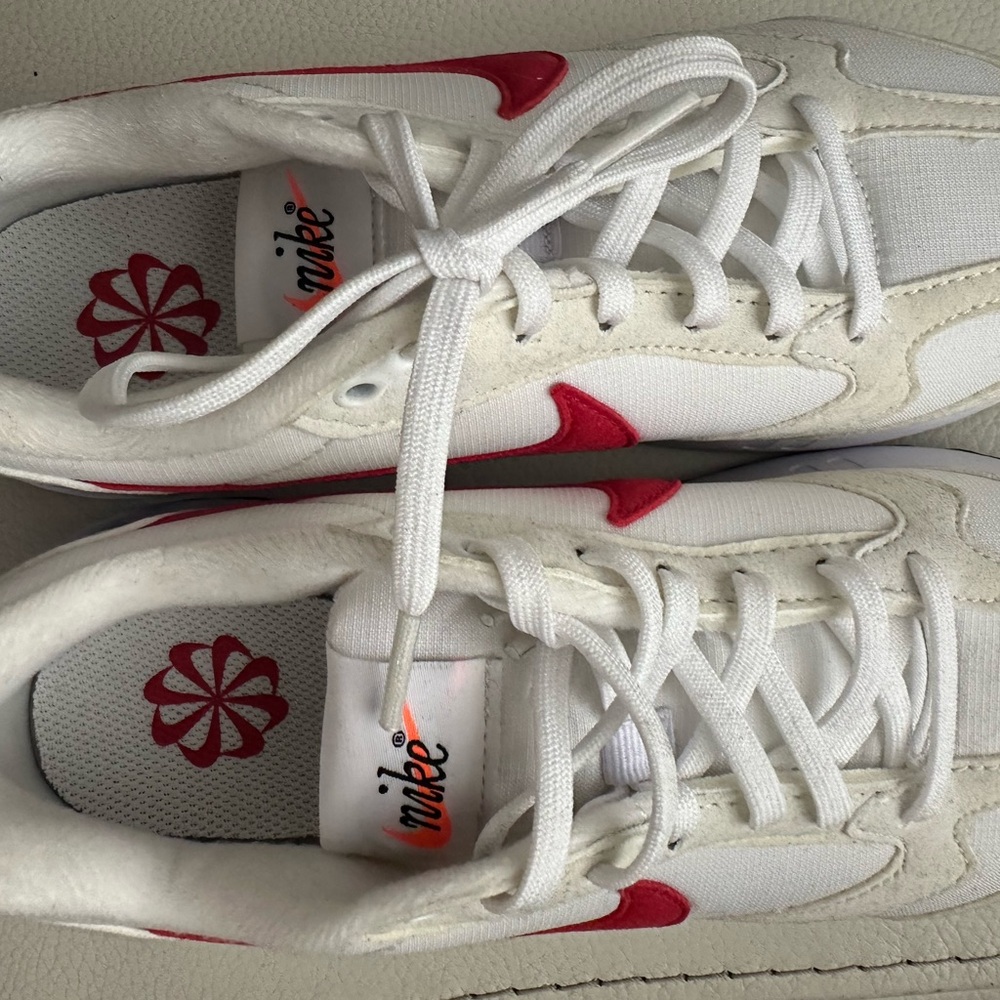 Nike White and Red Sneakers